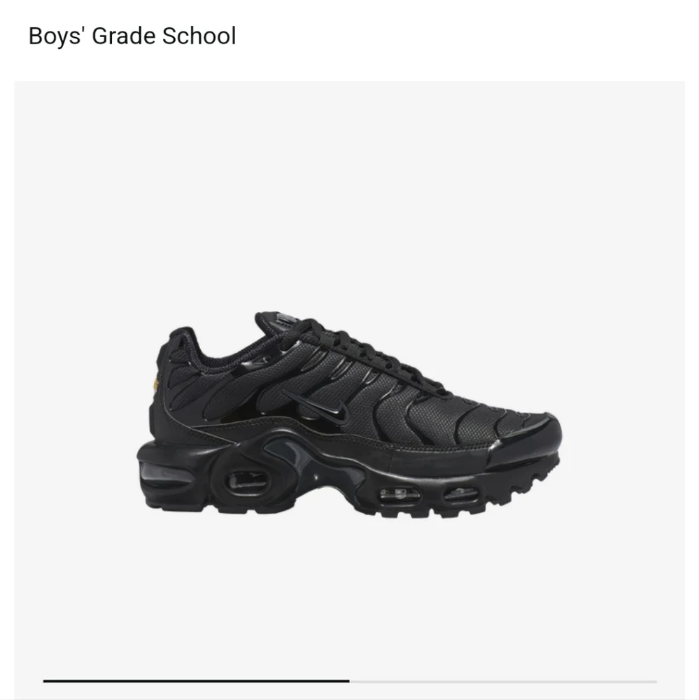 Boys Black Nike Airmax Plus - Picture 1 of 4